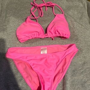 Hot pink bikini. Never worn! In perfect condition.